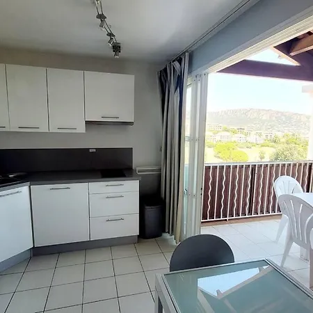 Lägenhet Cap Esterel Le Hameau Au Calme Sans Vis A Vis Vue Terrasse Couverte 2eme Et Dernier Etage Minimum De 7 Nuitees
